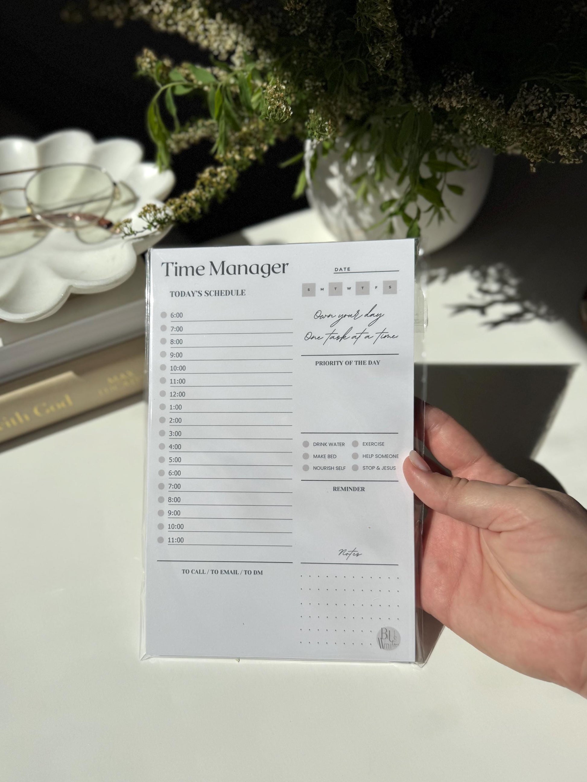Beige Circle - Daily Time Schedule Tear-Off Notepad
