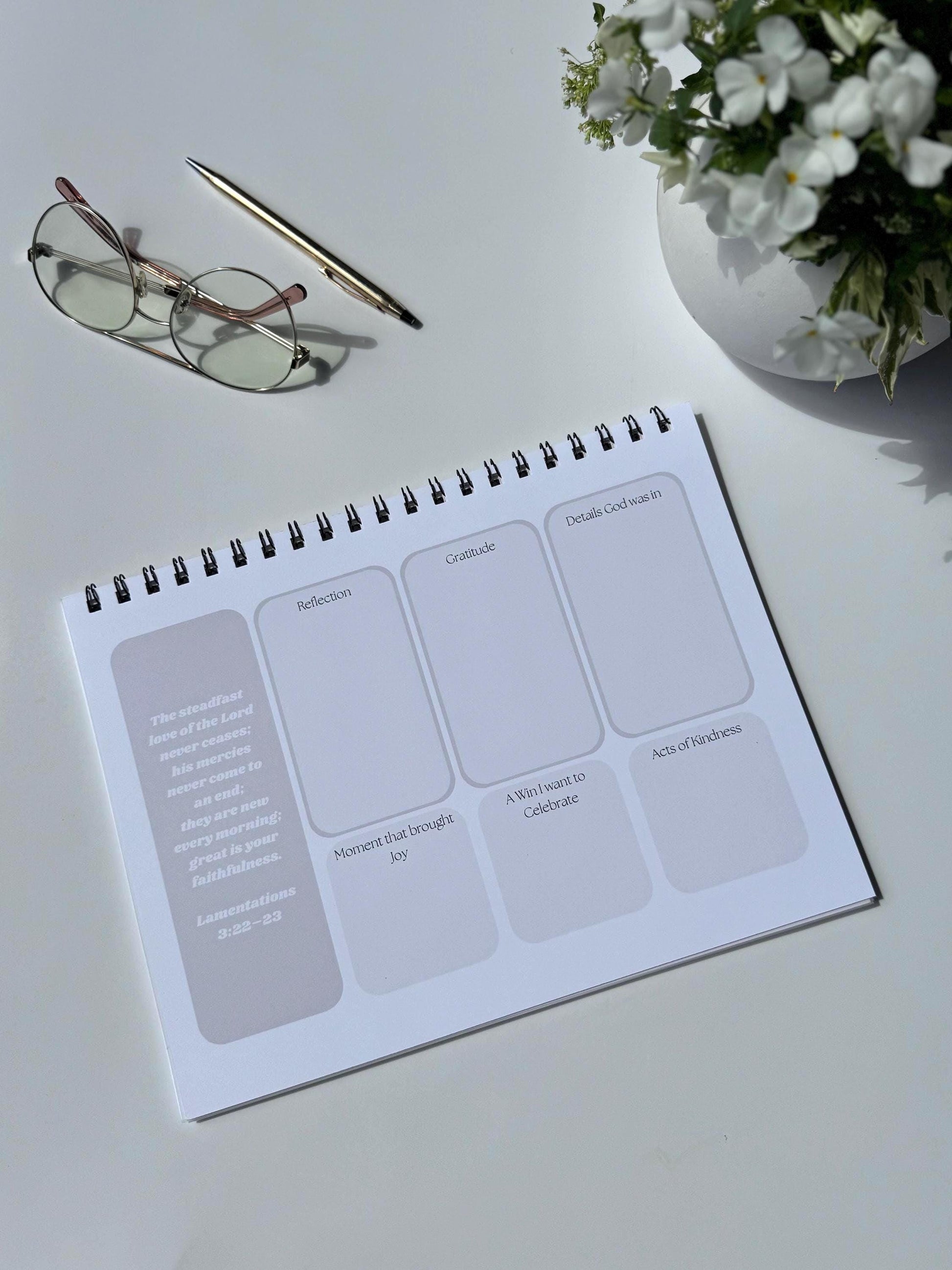 Minimalist Desk Calendar & Goal Planner