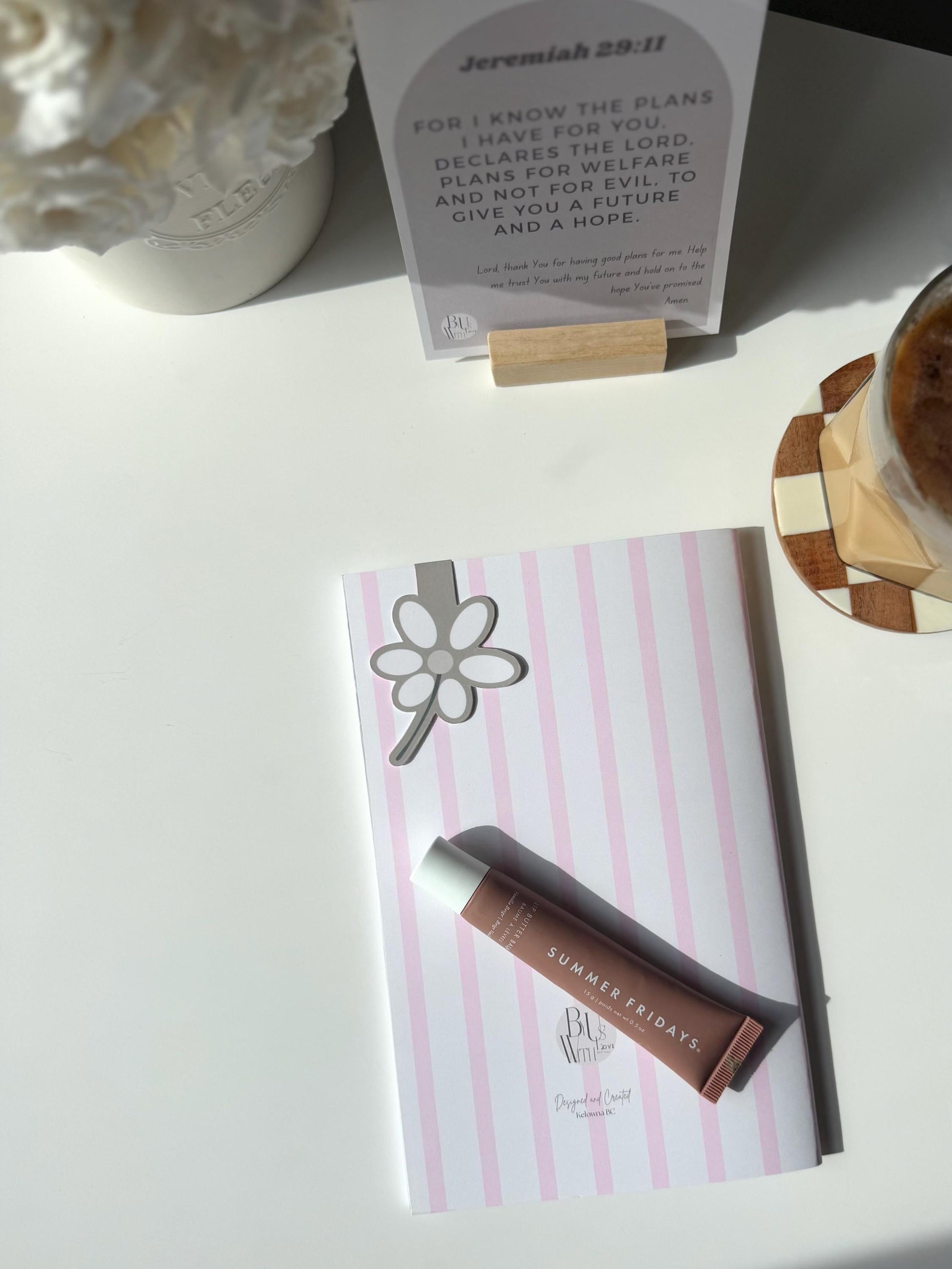 Beige Bloom Magnetic Bookmark — Cottagecore Floral Charm