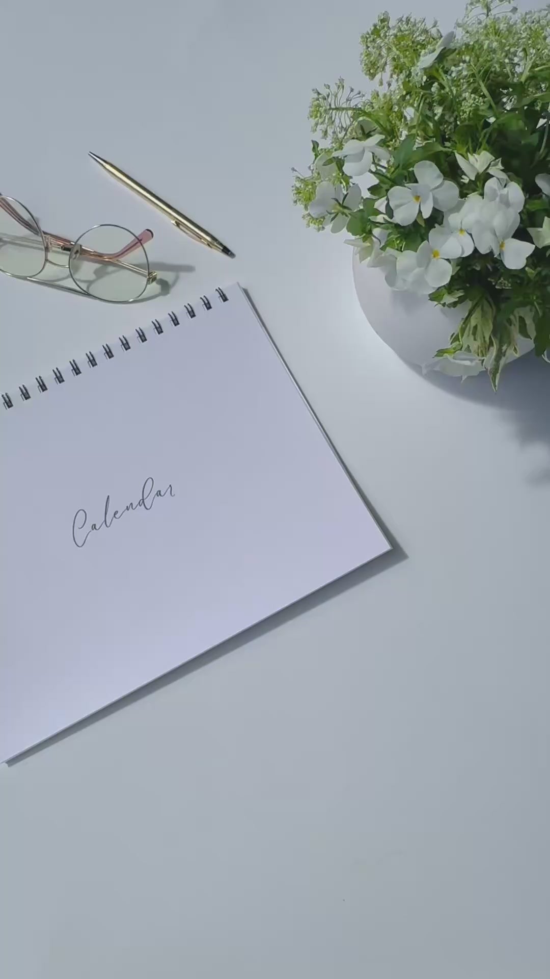 Minimalist Desk Calendar & Goal Planner