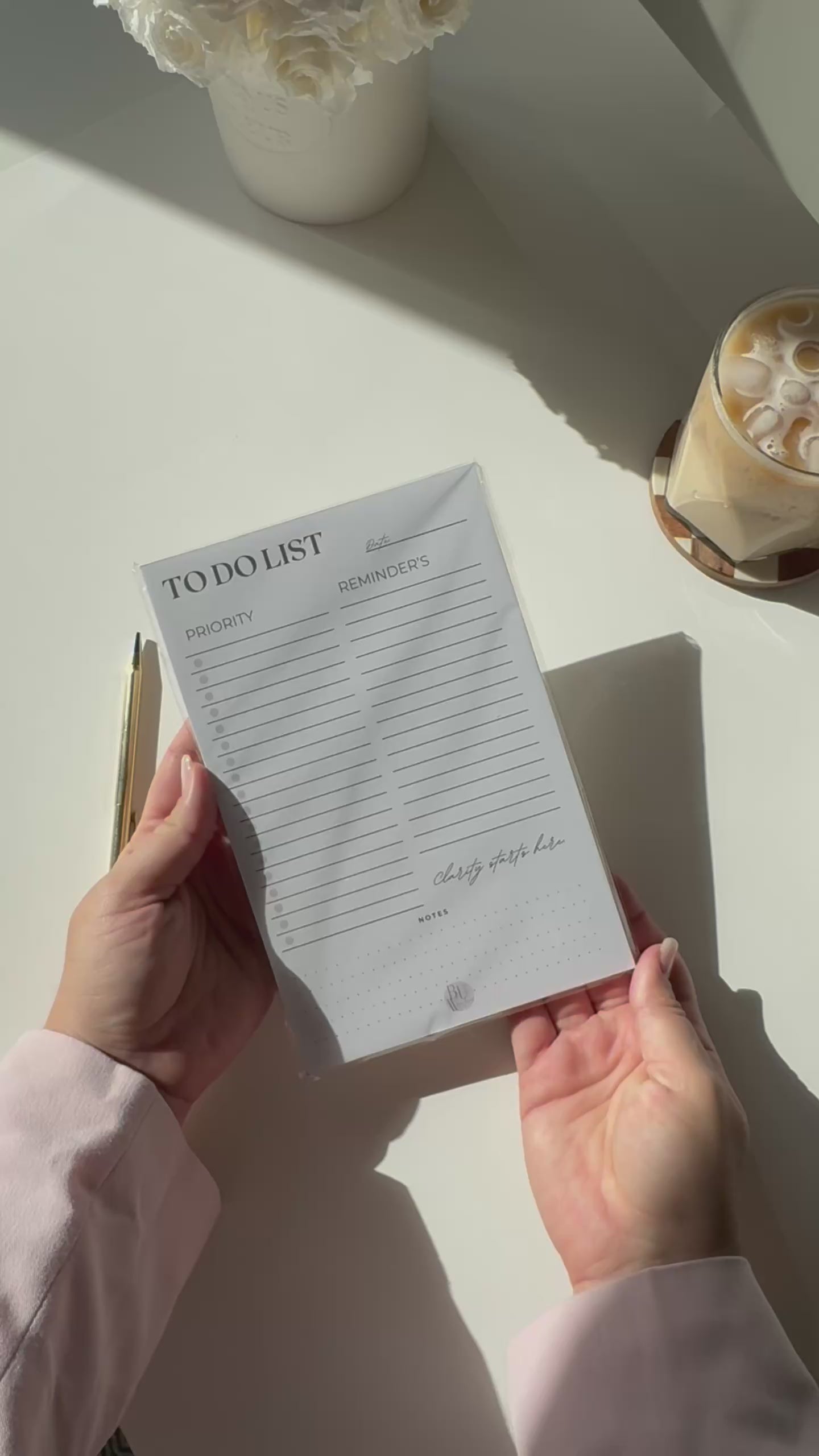 Stay Focused and Organized with the Minimalist Daily To-Do List Notepad