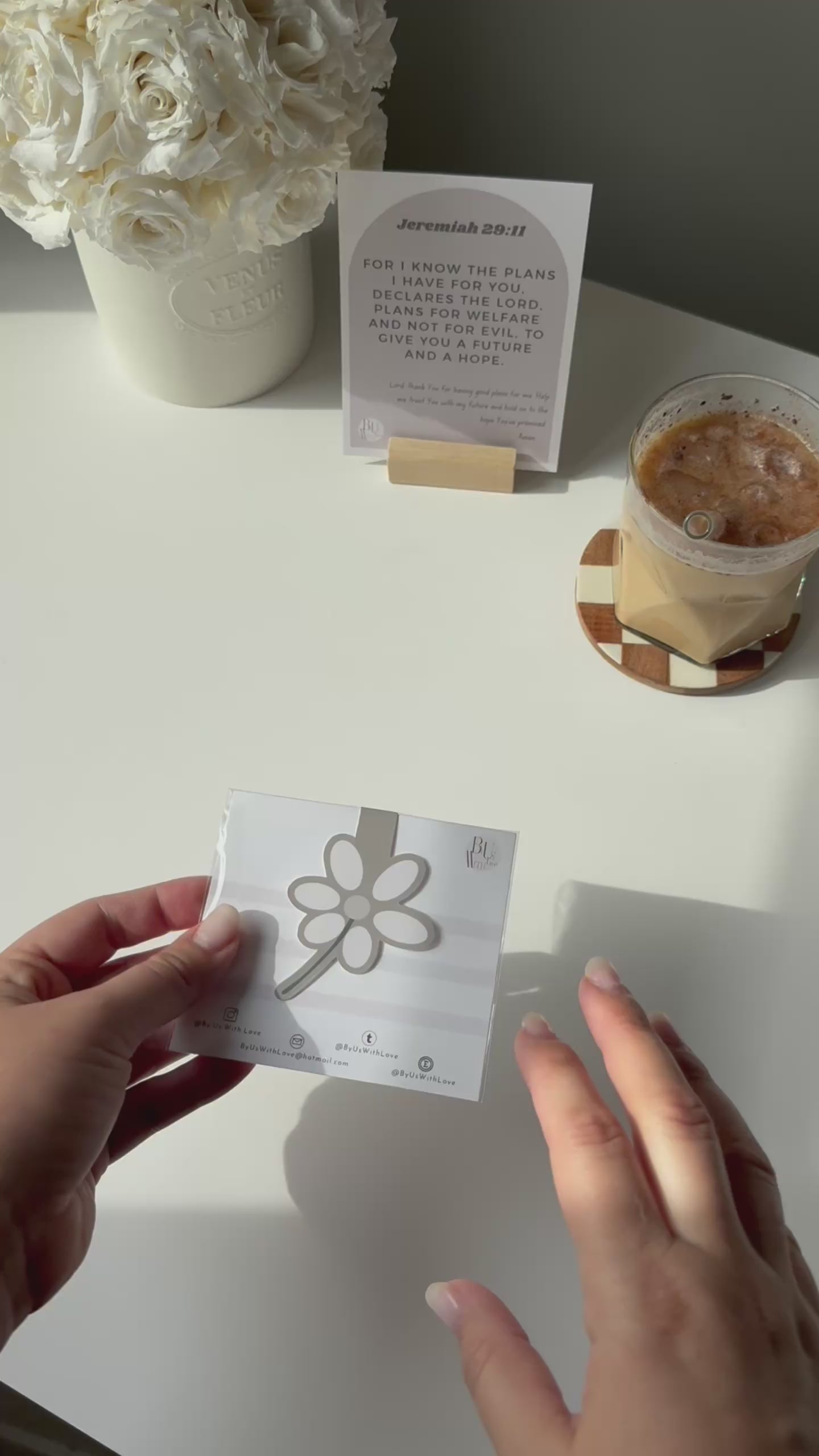 Beige Bloom Magnetic Bookmark — Cottagecore Floral Charm